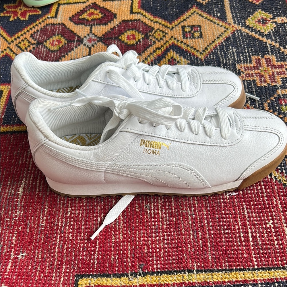 PUMA White Roma Sneakers sz 7.5